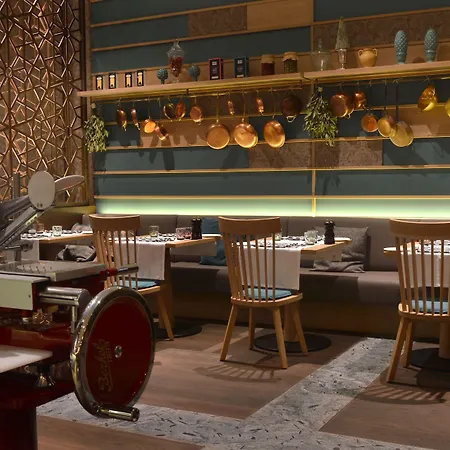 Alpengold אתר נופש 5*