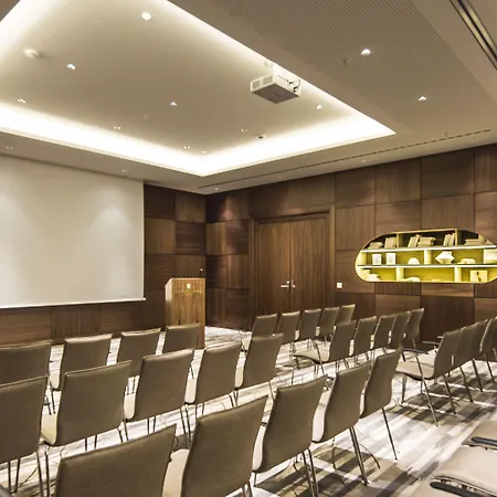 Alpengold אתר נופש 5*