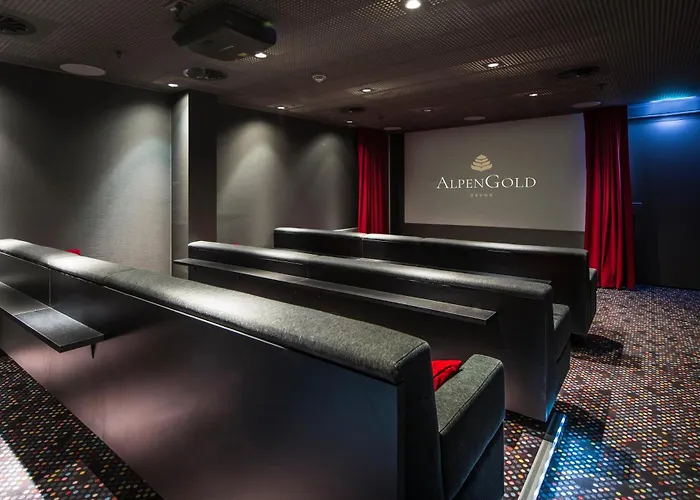 Alpengold Semesteranläggning (resort) 5*