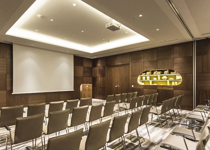 Alpengold Semesteranläggning (resort) 5*